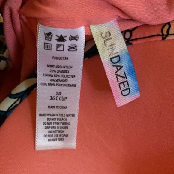 SUNDAZED Printed Willa Twist One Piece Swimsuit - Picture 7 of 9